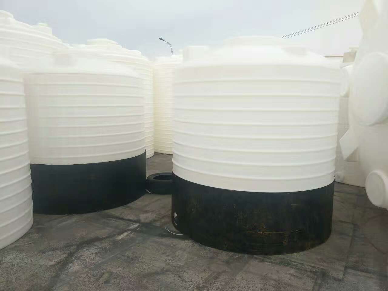 PE����ˮ��ˮͰ